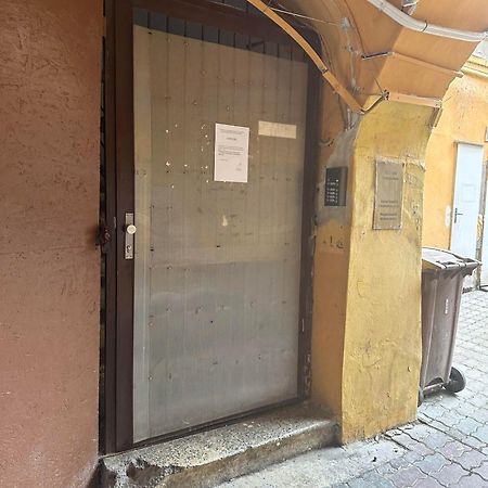 A Private Room In City Center In 布拉迪斯拉发 外观 照片