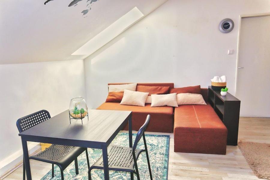 A Private Room In City Center In 布拉迪斯拉发 外观 照片