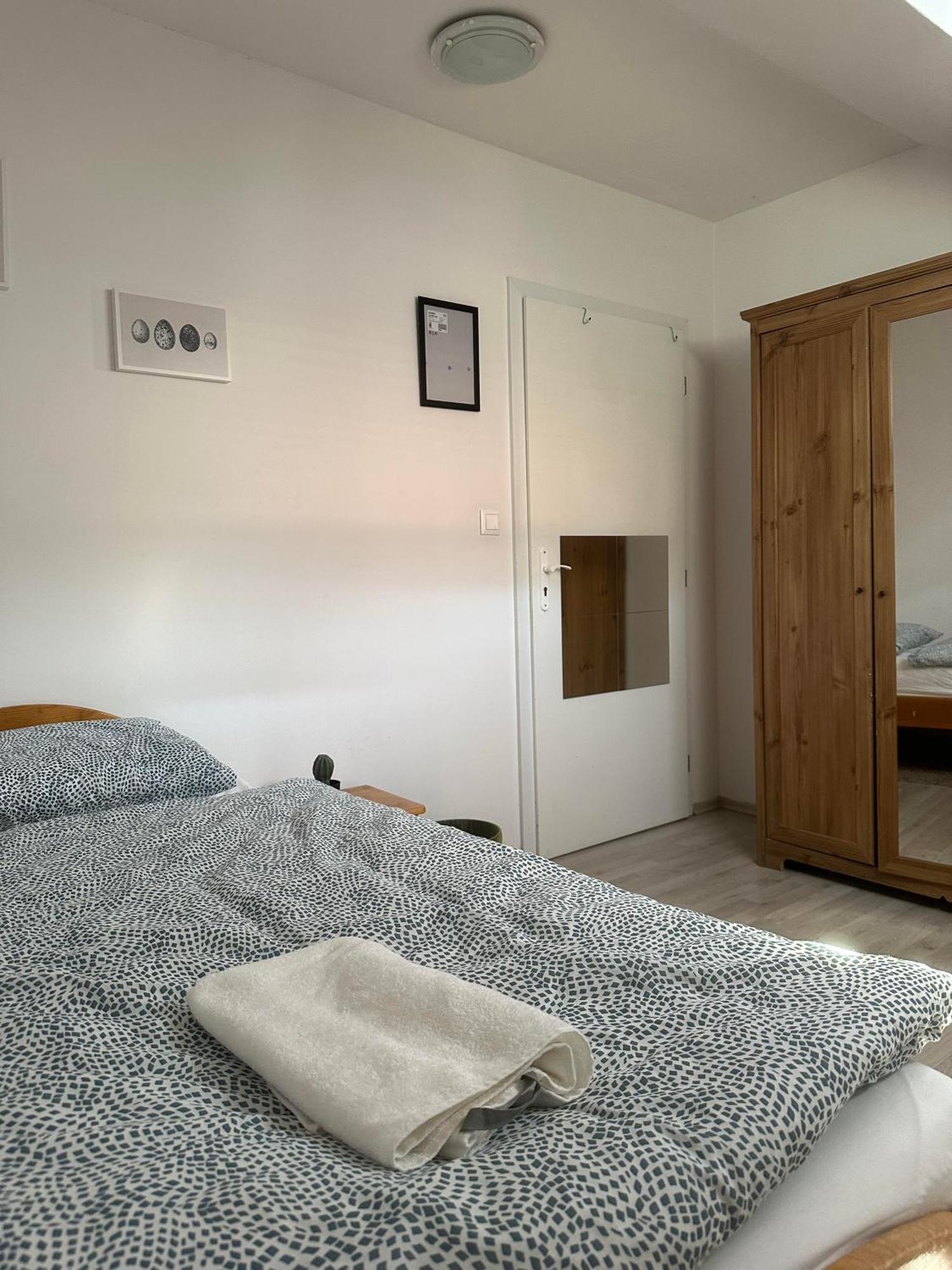 A Private Room In City Center In 布拉迪斯拉发 外观 照片